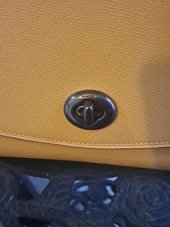 Coach Tilly Top Handle Satchel. - Picture 9 of 14